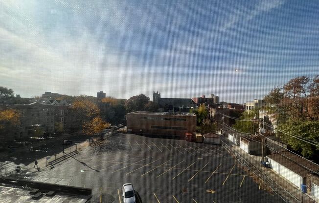 Studio, 1 bath, 400 sqft, $1,695, Unit 620-410