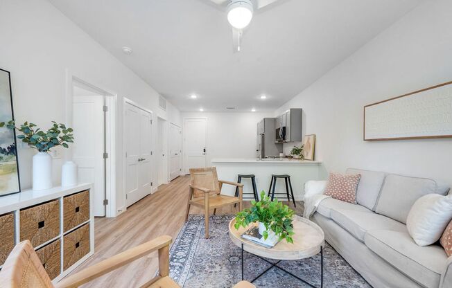 1 bed, 1 bath, 725 sqft, $1,725