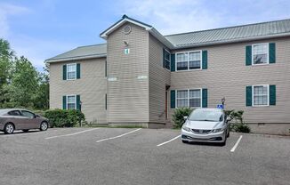 Woodland Manor Apartments