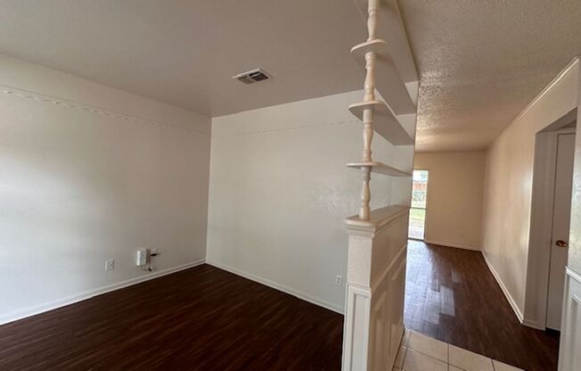 Nice 3 Bedroom, 2 full Bath Home Located in Burleson.