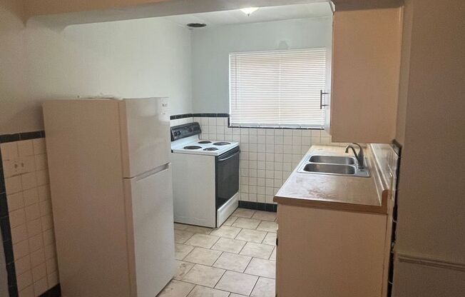 1 bed, 1 bath, 700 sqft, $750, Unit 7080 4