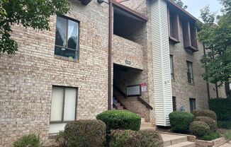 2 Bd 2 Bath Condo in Shadowood Ready for Move-In!