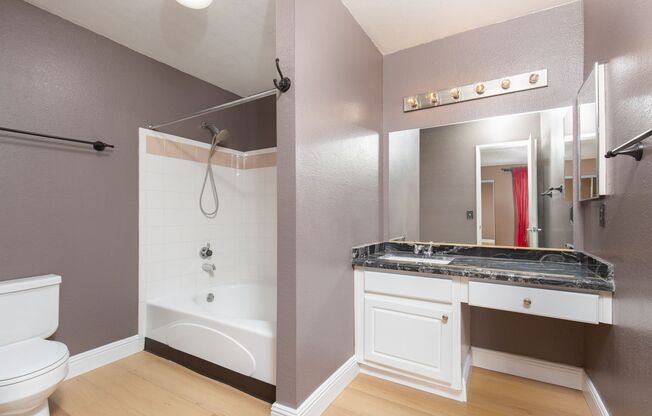 2 beds, 2 baths, $1,495, Unit # 2050