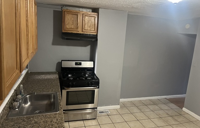 257 X MCCULLOH ST