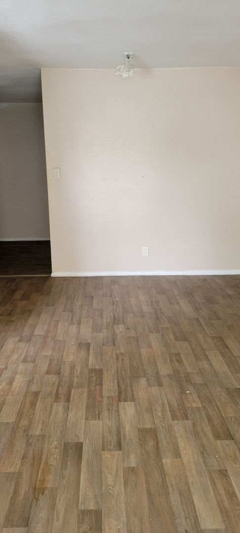 6200 W Tidwell Rd