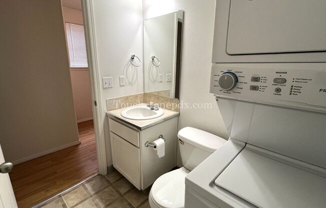 Bright, Spacious 3BR Home Near MAX – A/C, Garage & Fenced Yard!
