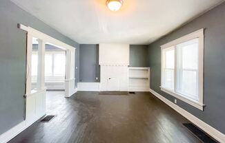 121 N Bradley Ave