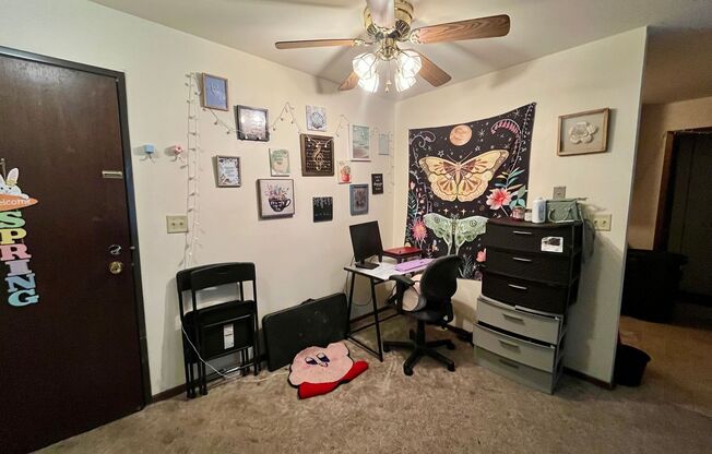 1 bed, 1 bath, $950, Unit 58