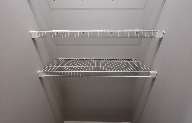 2 beds, 2 baths, $900, Unit 406B