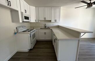 1 bed, 1 bath, $1,650, Unit 306