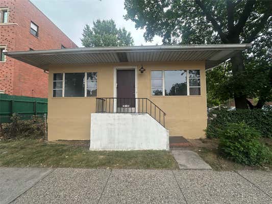 77 43 MAIN ST