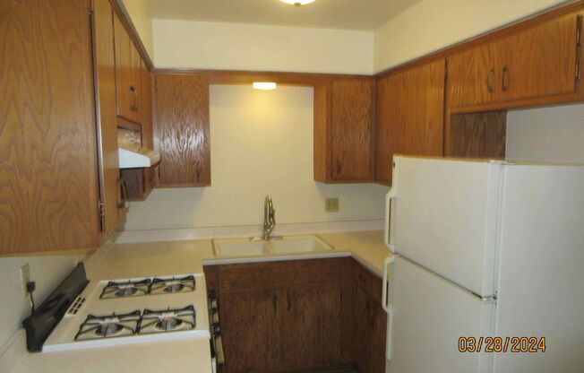 Available April Beautiful Large 1 Bedroom Upper Apartment- Free Heat!
