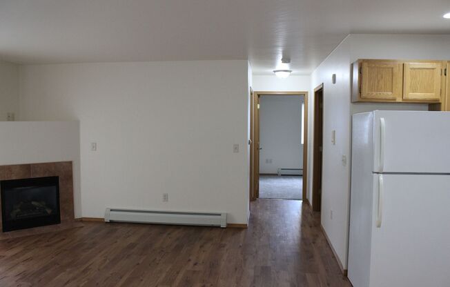 2 beds, 1 bath, 1,050 sqft, $1,149.99, Unit 154-01