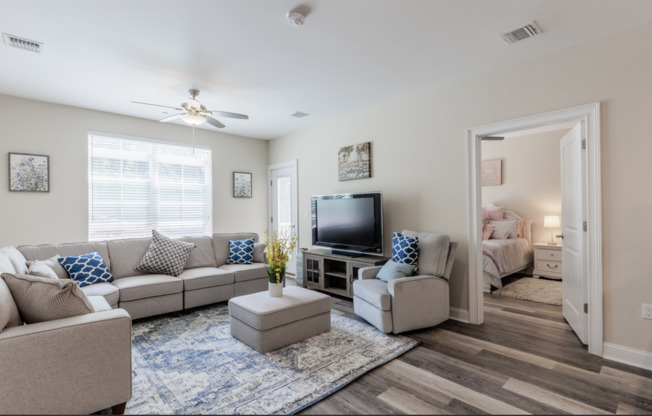 1 bed, 1 bath, 780 sqft, $2,800, Unit 1102
