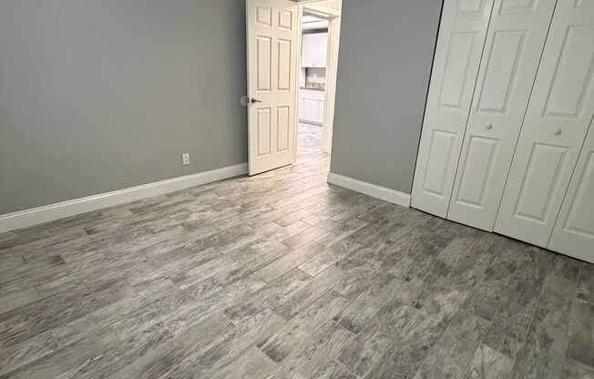 1 bed, 1 bath, 700 sqft, $1,150, Unit Unit 33
