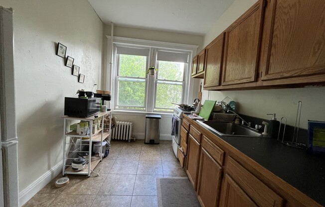 1687 Commonwealth Ave 1
