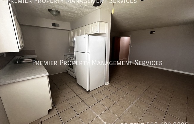 4401 LANDSIDE DR