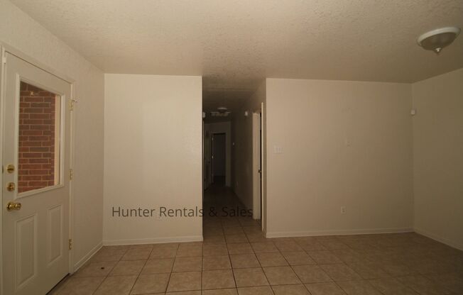 3 beds, 2 baths, $1,075