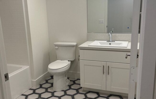 2 beds, 2.5 baths, 1,349 sqft, $4,700, Unit 123