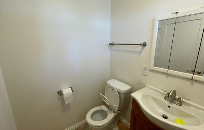 3 beds, 1 bath, $3,995