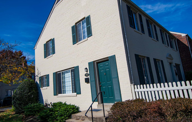 Brookville Townhomes Exterior 11