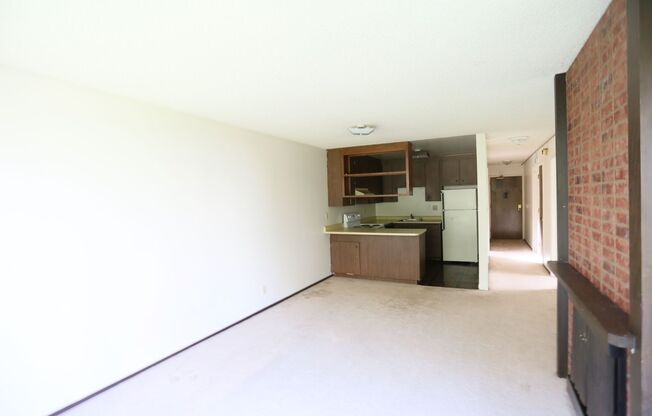 102 Locksley Avenue