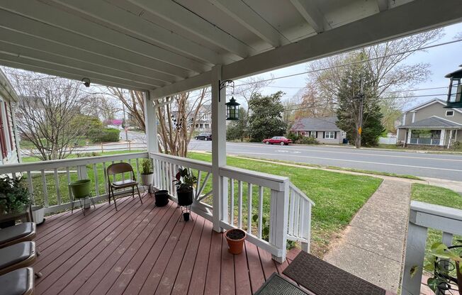 Delightful 1 Level 4 Bedroom Home On Extensive Corner Lot In Beautiful Churchill