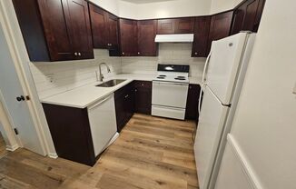 3 beds, 2 baths, 1,600 sqft, $3,195, Unit 402