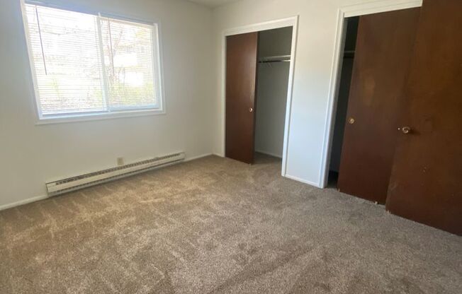 Country Park Apartments