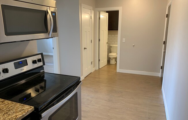 Modern Farwell Ave Apartments