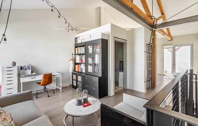 2 beds, 1.5 baths, 1,340 sqft, $4,900, Unit 108