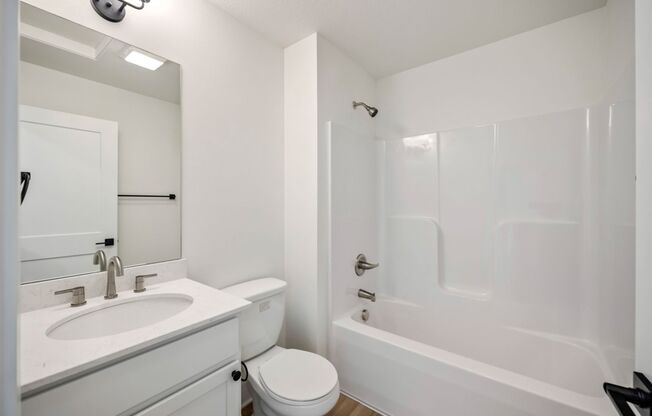 2 beds, 2.5 baths, 1,200 sqft, $1,900, Unit 2982 SE Apex Vista