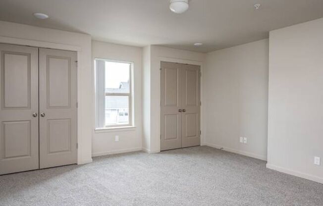 3 beds, 2 baths, 1,210 sqft, $2,495, Unit A-005