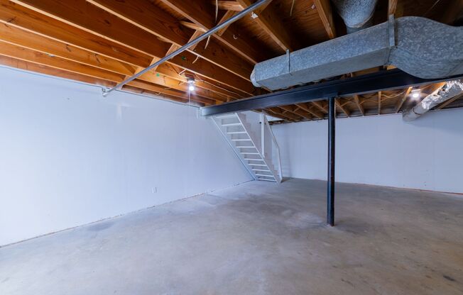 3 beds, 1.5 baths, 1,500 sqft, $1,650, Unit 634FPL