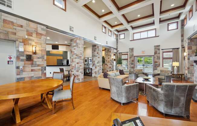 additional photo for property listing at chic digs with room to stretch out in the village 22 car
