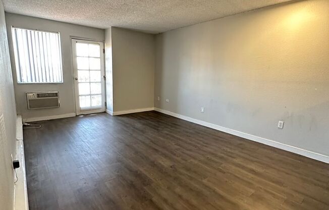 1 bed, 1 bath, 600 sqft, $1,150, Unit 207