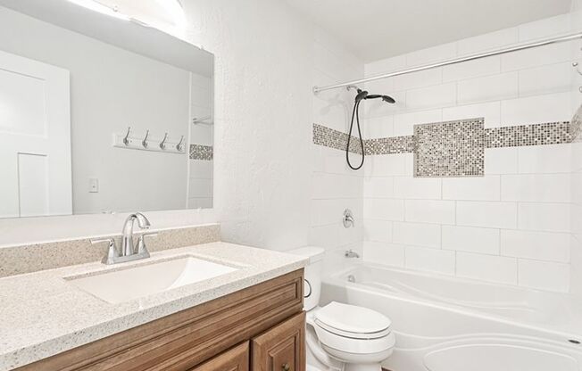 2 beds, 1 bath, 1,000 sqft, $1,400, Unit SC825