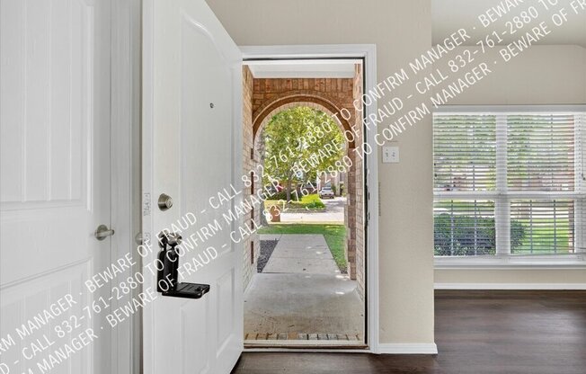 2816 BLUE HERON DR