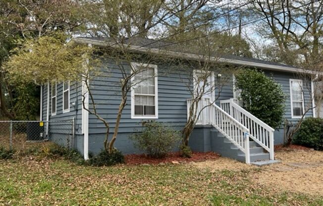 SUPER CUTE 3BR/2BA NEW RENOVATION IN HOT EAST POINT!!!! IMMEDIATE move-in!!!