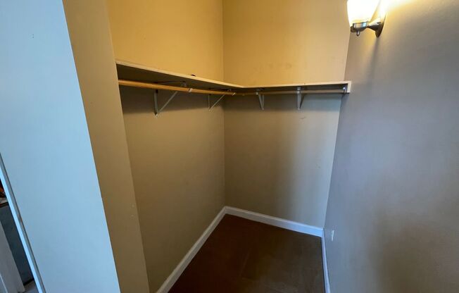 1 bed, 1 bath, 588 sqft, $1,125, Unit Apt 304