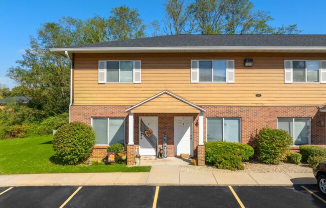 3 beds, 3 baths, 1,475 sqft, $1,649, Unit 1105A;1/4HW