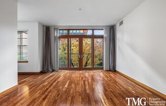 Elegant 1 Bed, 1 Bath Condo in Northwest District / Alphabet District