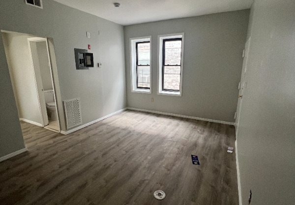 311 MT PROSPECT AVE