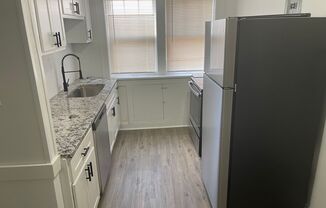 2 beds, 1 bath, 875 sqft, $995