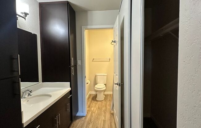 2 beds, 2 baths, 946 sqft, $1,950, Unit 102