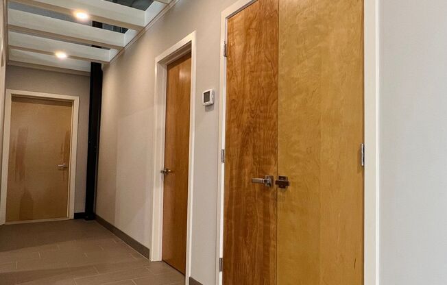 3 beds, 2 baths, 2,686 sqft, $2,650, Unit Unit 106