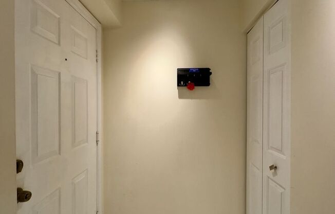 Charming 2 Bedroom/1 Bathroom Apartment in Nottingham, MD!