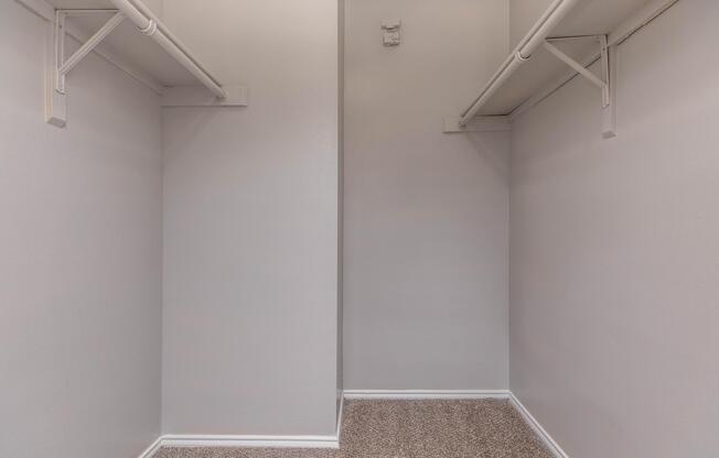 1 bed, 1 bath, 616 sqft, $890