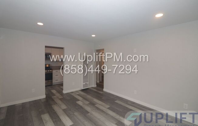 Wightman St (4165-69)