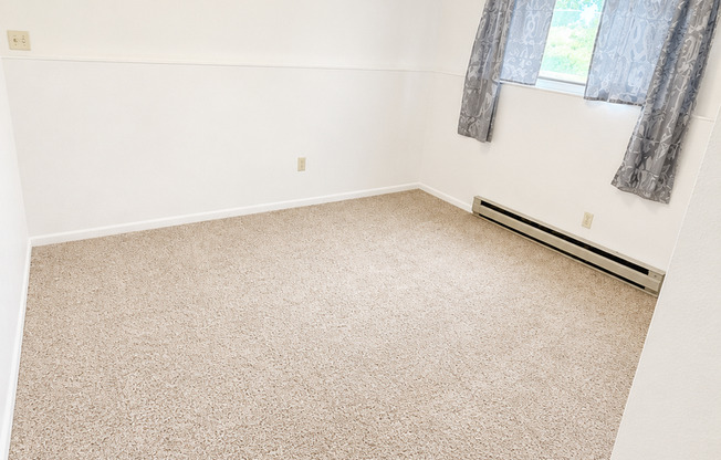 1537 Westchester Square E.